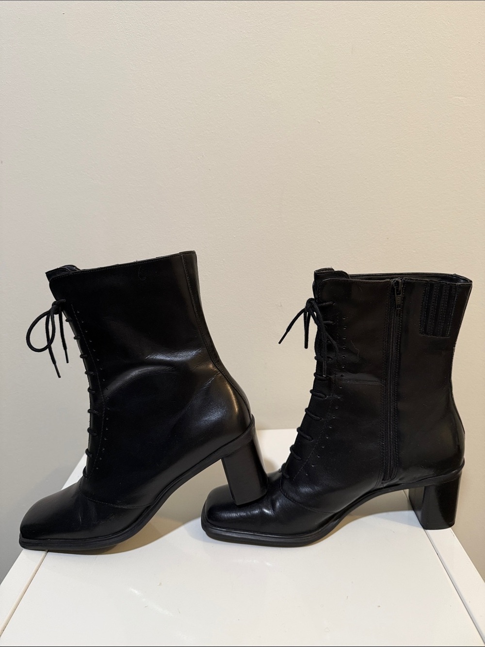 Danelle Women's Black Lace-Up Mid-Calf Block Heel Boots Size 7.5 - Picture 5 of 9